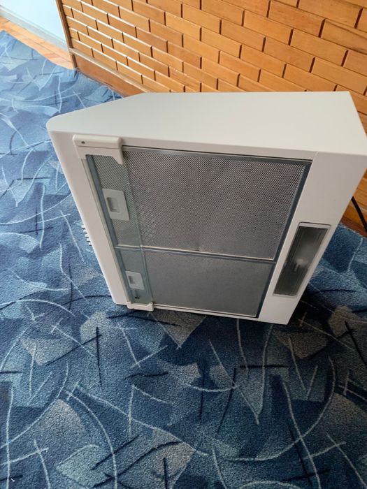 Hota de vanzare bine intretinuta