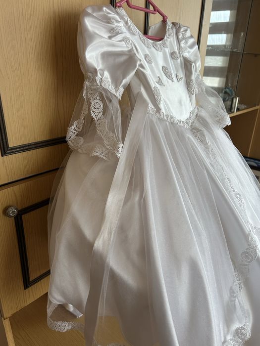 Детска шаферска рокля