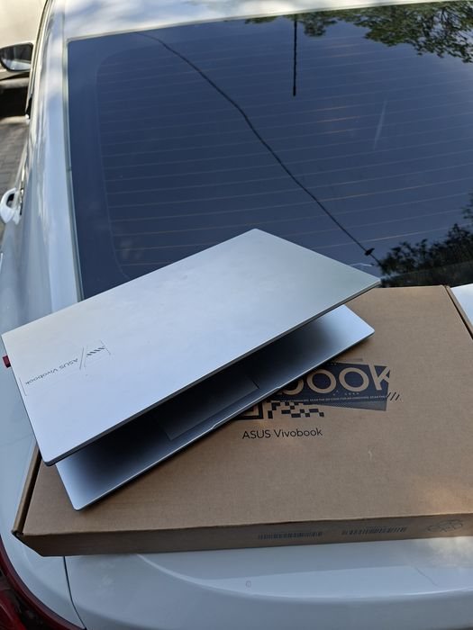 Ноутбук Asus SSD 512 гб/ОЗУ 24 гб.