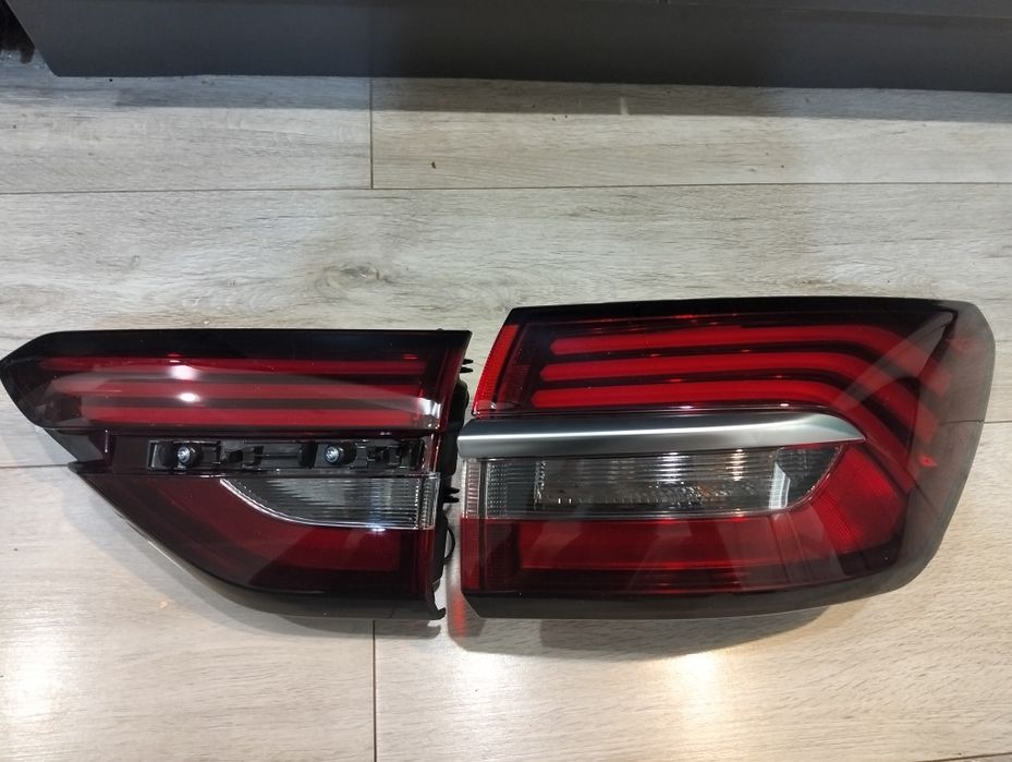 Задние фонари Geely Coolray