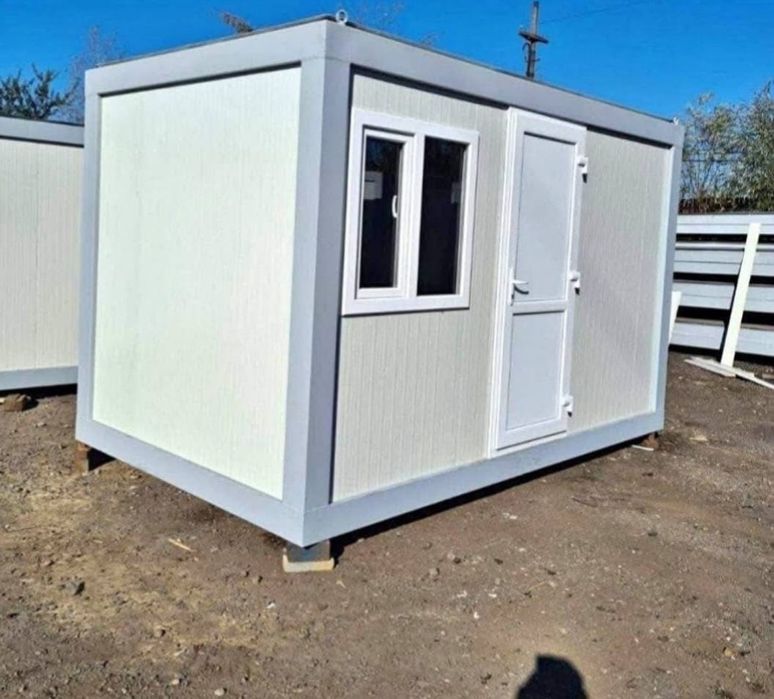 Vand containere modulare la super preț-calitate