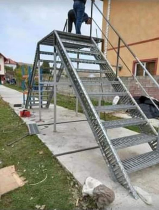 Cofectionam scarii zincate