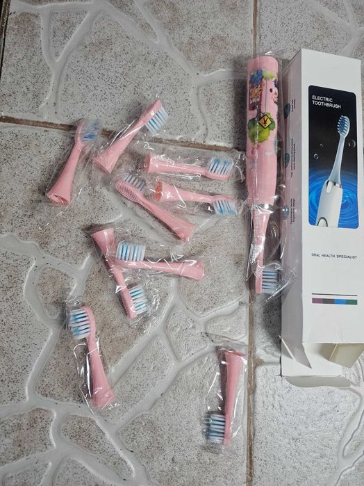 Periuta dinti electrica