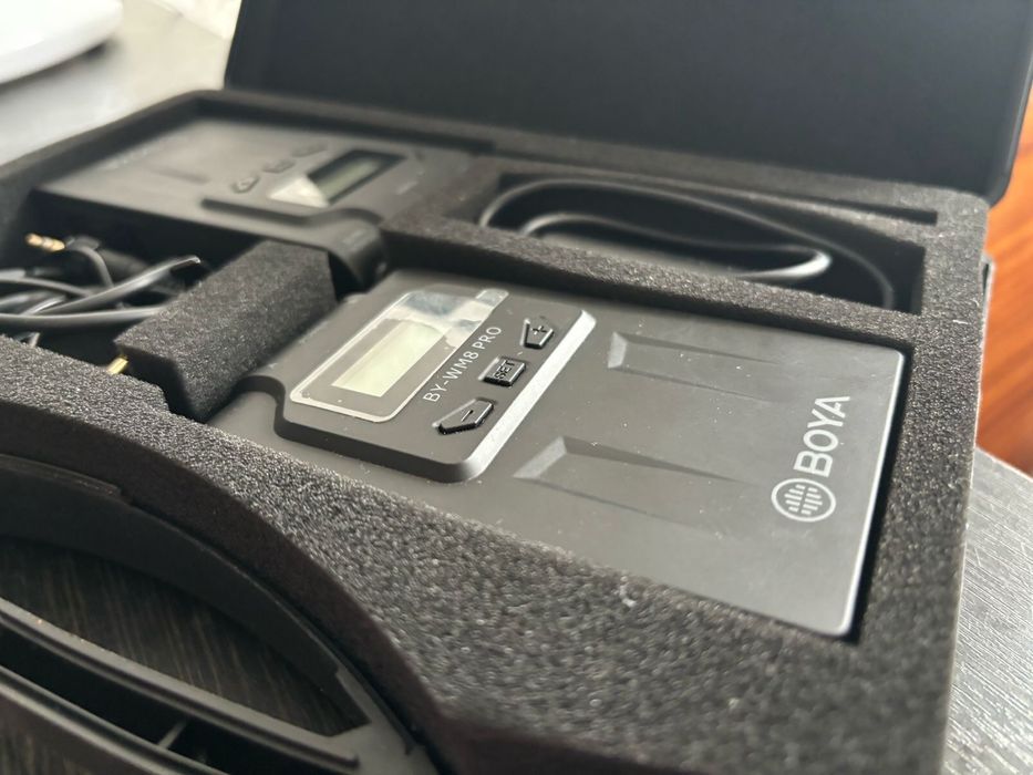 Петлички Boya w8pro