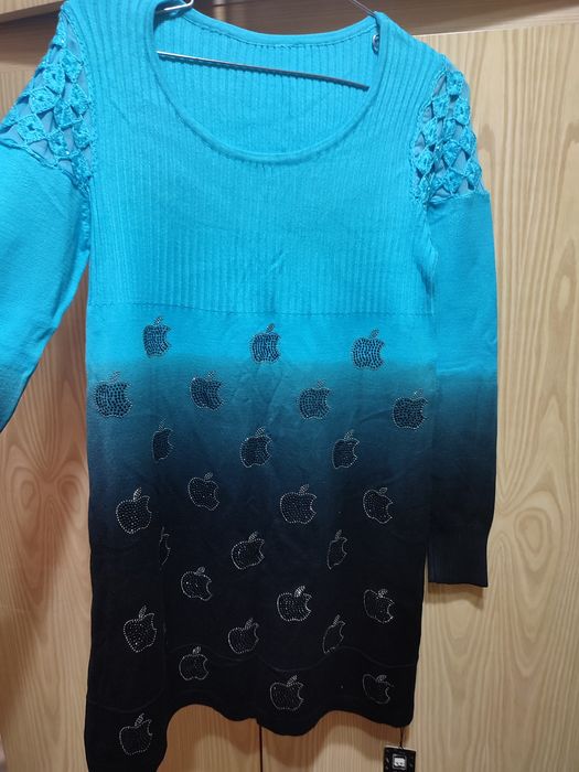 Продам новый свитер- тунику