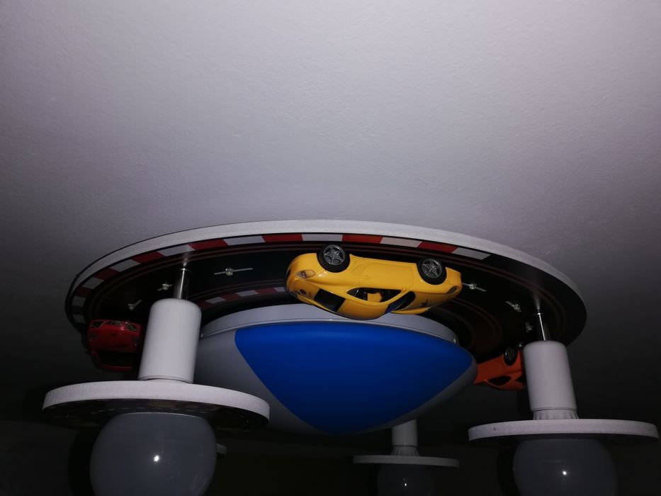 Aplică/lustră circuit mașini