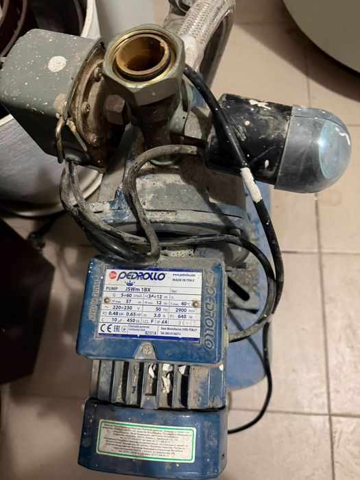 водяной насос , хорошое состояние