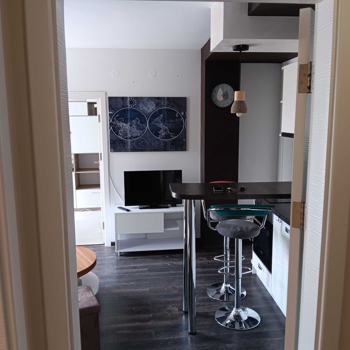 Дава се под наем Двустаен апартамент в Шумен, Болницата - 60 кв.м за 331.5 € - Снимка #3