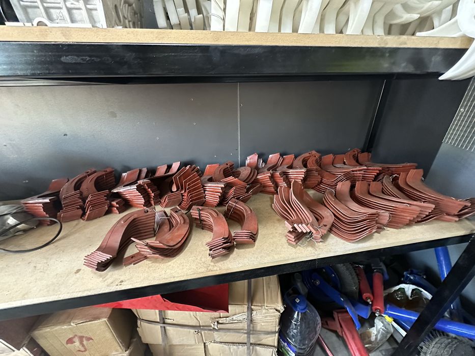 Зубр пичоқлар икки хил размерда.