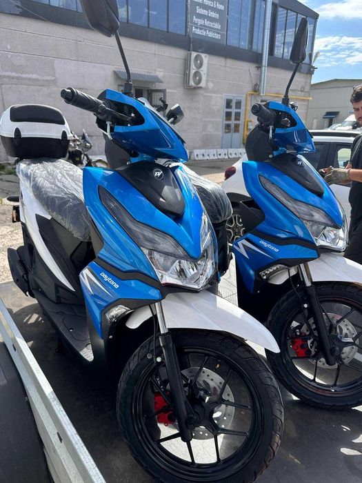 Inchiriere Scuter DAYTONA 110CC // BIKE RENT Daytona 110CC // Glovo, Wolt, Bolt Food