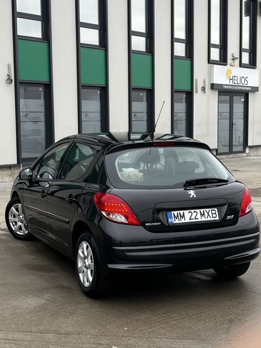 Peugeot 207 Hatchback
