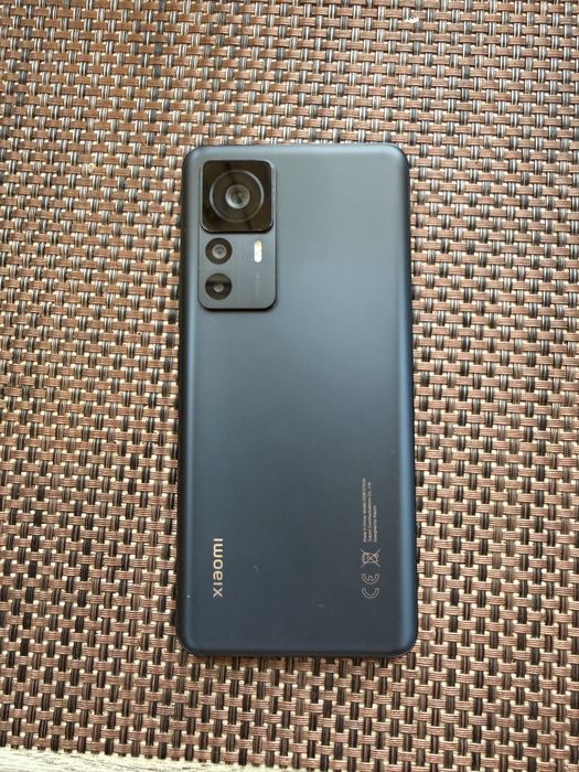 Продаю смартфон Xiaomi 12T Pro