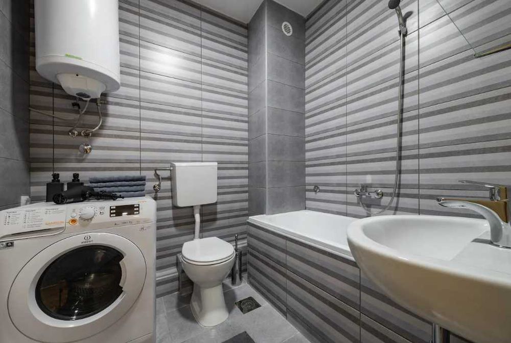 Дава се под наем Двустаен апартамент в Пловдив, Гагарин - 60 кв.м за 270.3 € - Снимка #3