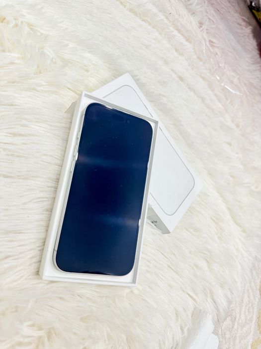 Продается Iphone 16 128gb в отличном состоянии