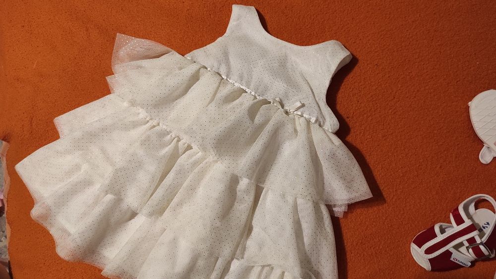 Лот от рокли и сукманчета