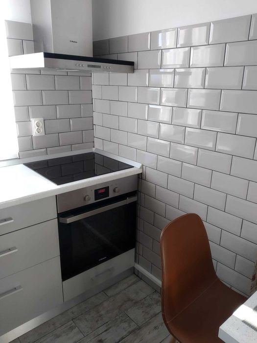 Chirie apartament cu o cameră, are loc de parcare în parcare subterană