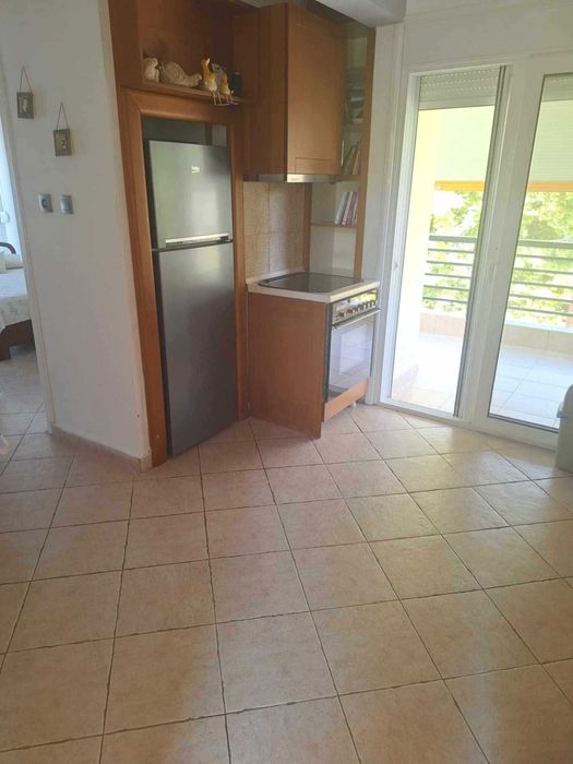 Продавам апартамент в Аспровалта,  Гърция