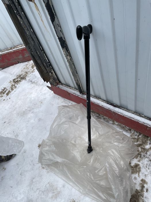 продаю трости, костыли