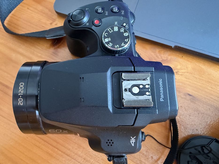 Aparat foto Panasonic Lumix DC-FZ82