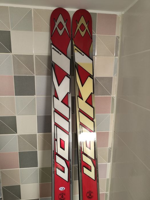 Ски Volkl без автомати