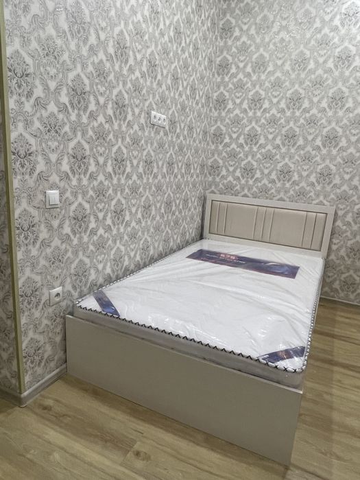 Kravat ortaped matrasi bn 200x120 Полтора кровать с матрасм