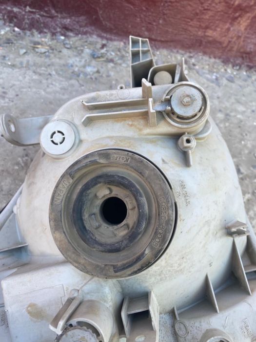 Прадо 120 фар оригинал комплект