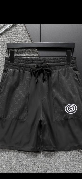 Pantalon plajă Gucci, model 2026, 2 modele