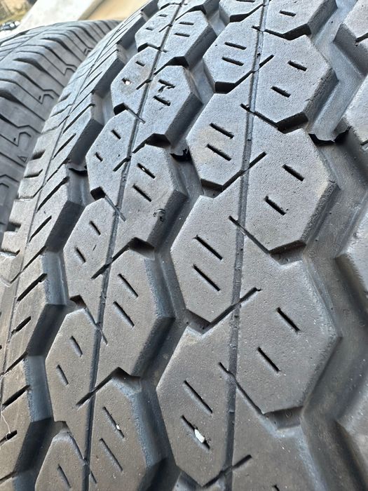 2бр.гуми за бус 215/65/15 С - DOT 2024г.