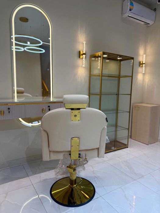 Элитный салон продаётся или сдаётся в аренду.