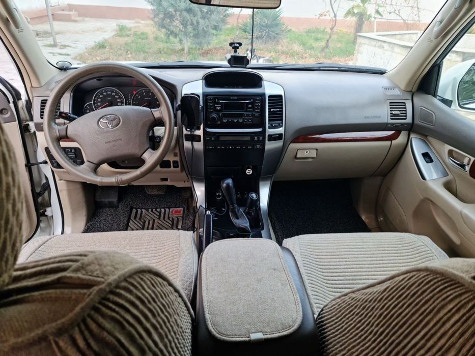 Toyota prado 120. 4L
