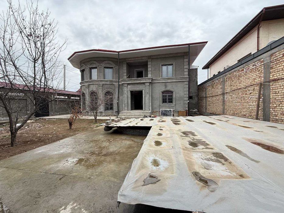 Продаётся участок 2-Этажный Дом 7-соток  Фасад 30х23 СанПИ,