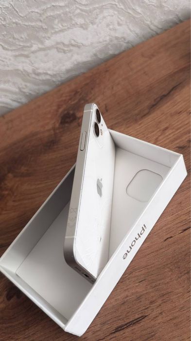 Продам Iphone 12 mini