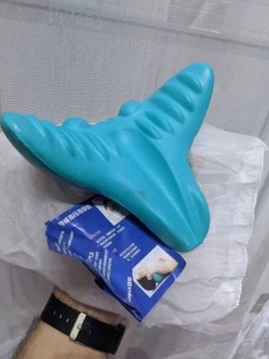 Ортопедический массажёр массажная подушка,для поддержки шейного отдела