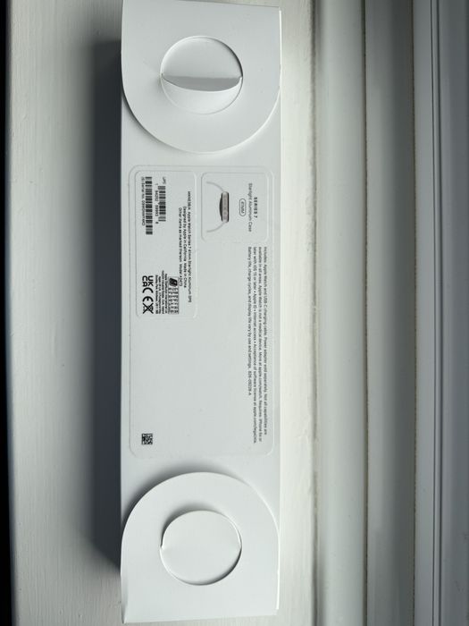 Apple Watch Series 7 - като нов + 4 каишки (вкл. оригинална)