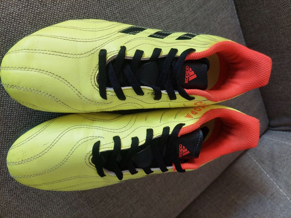 Ghete fotbal Adidas nr 38,5