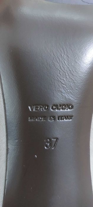 Pantofi de damă din piele întoarsă