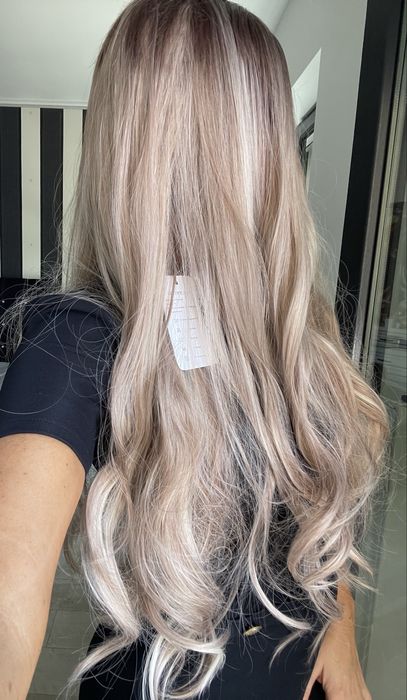 Peruca  lunga  blonda semi naturala balayage
