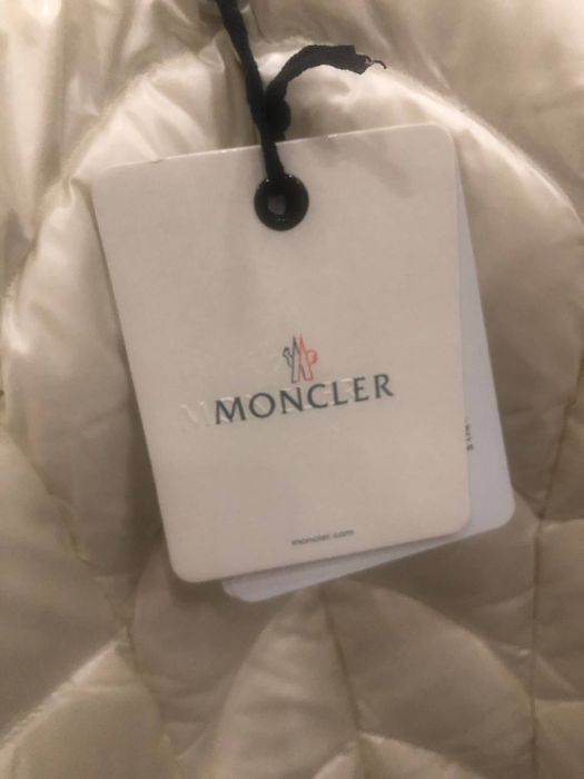 Куртка женская (пуховик)