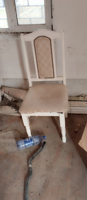 Орындык Стулья сатылады 8 штук