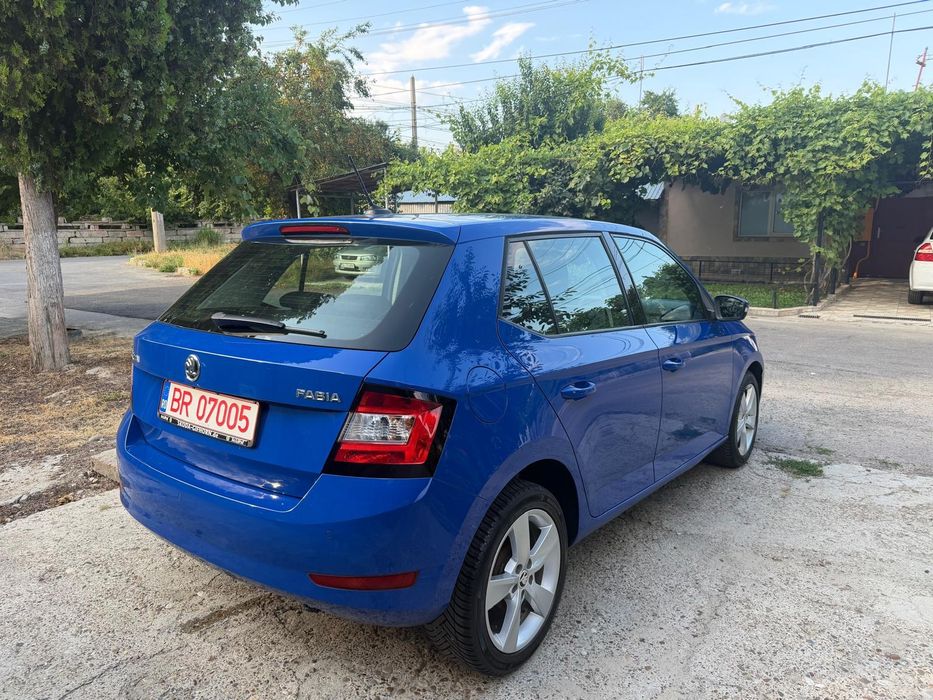 SKODA Fabia 2019 — imagine 3