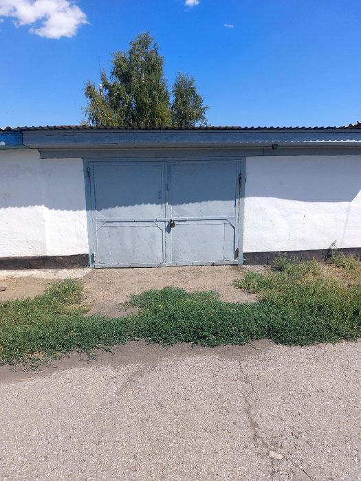 Продам трёхкомнатную квартиру