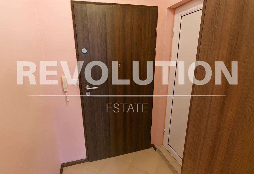 Дава се под наем Едностаен апартамент в Варна, Лятно кино Тракия - 27 кв.м за 250 € - Снимка #4