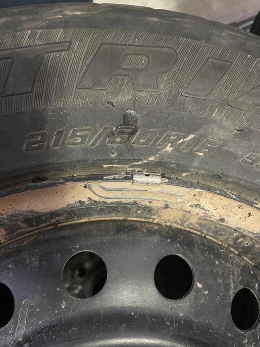 Резина с дисками Размеры: 215/60/16