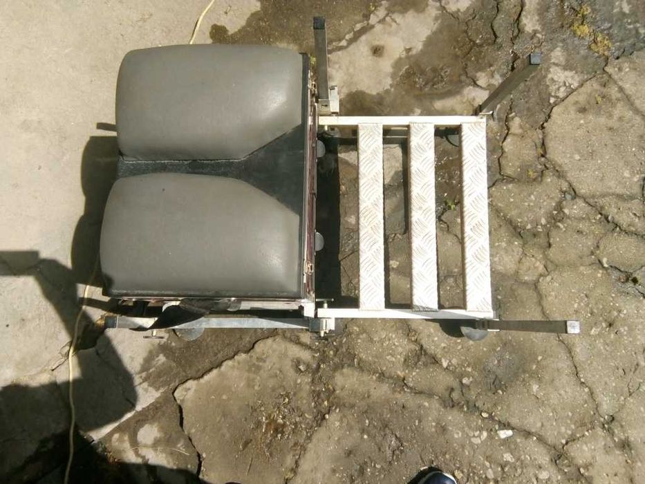 Платформа за риболов DELUX и карбонова щека за 11м. TEHNIQE