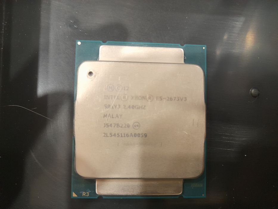 Intel Xeon E5 2673v3, 2683v3
