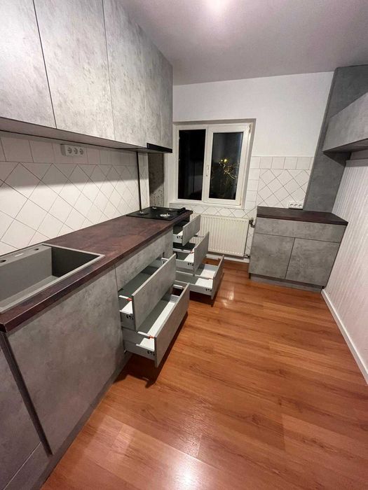 Mobilier la comandă PAL/MDF – bucătării, living, dormitoare, dressing