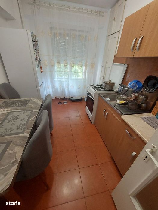 3 camere ,2 băi, tip D - str.Eftimie Murgu