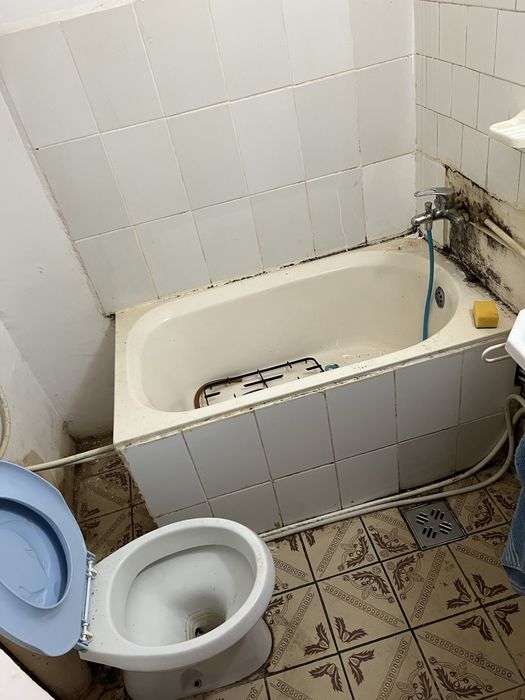vand garsoniera navodari