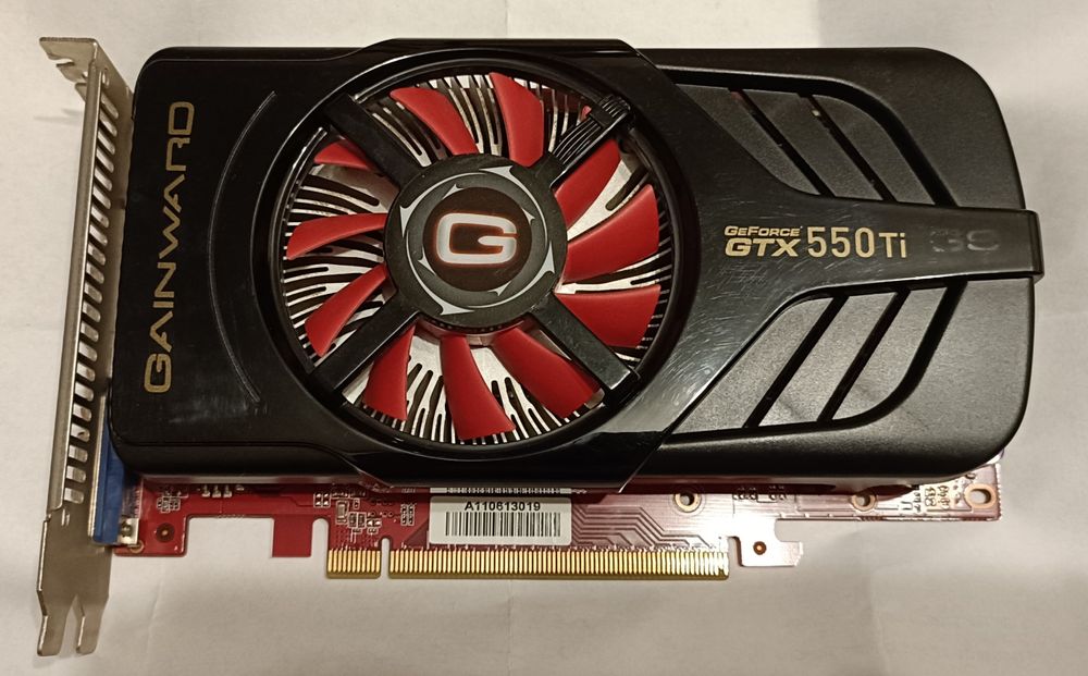 Placă video Gainward GeForce 550Ti