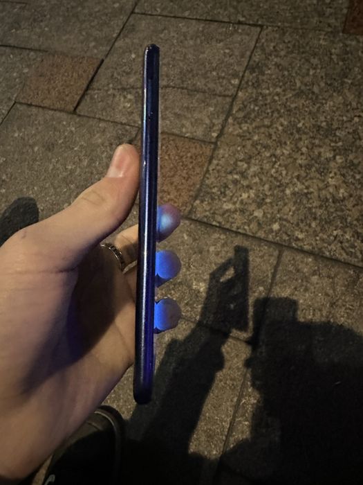 Продам Samsung a10